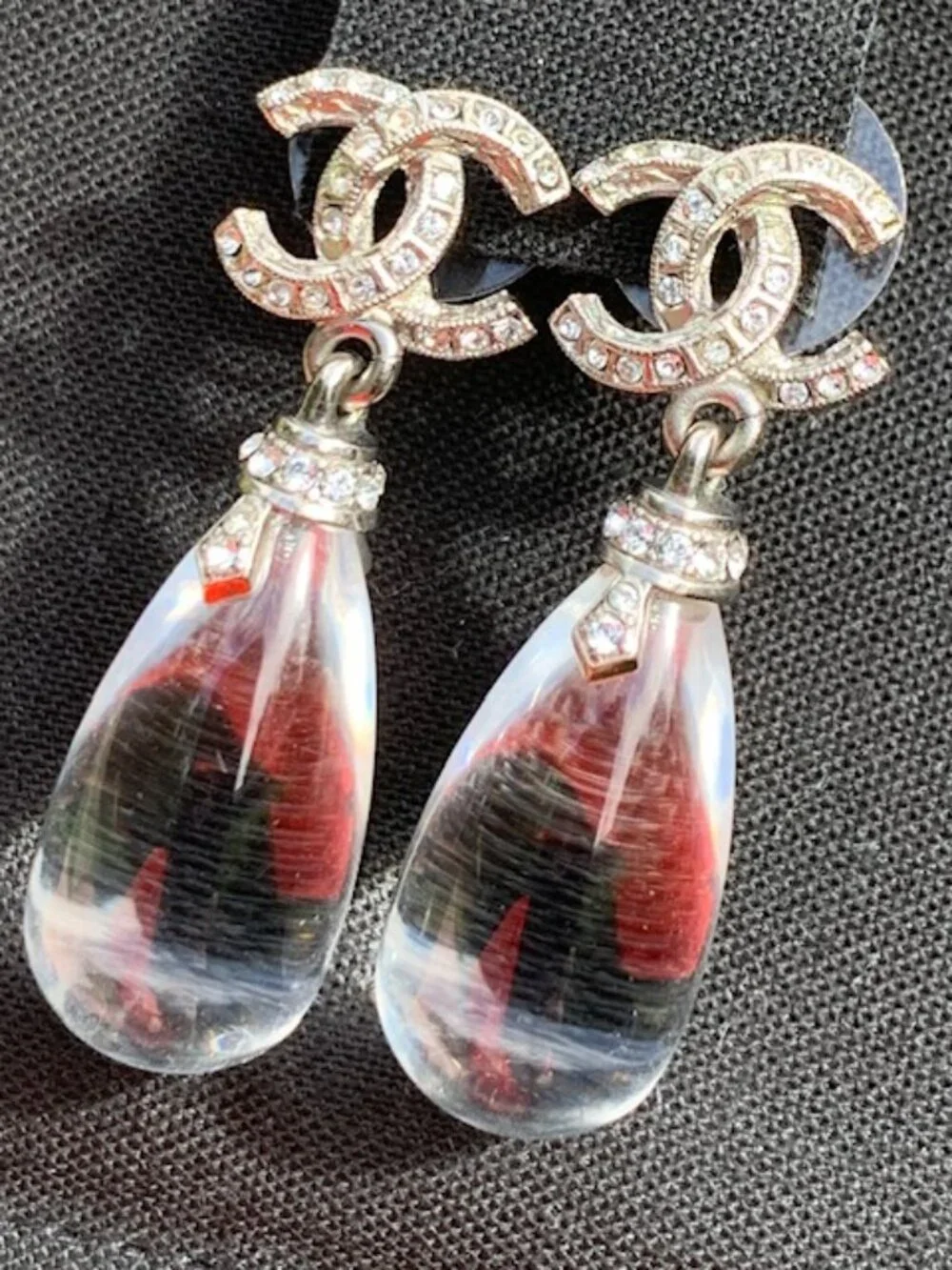 Chanel RARE Resin Drop Earrings - Picture 5 of 11